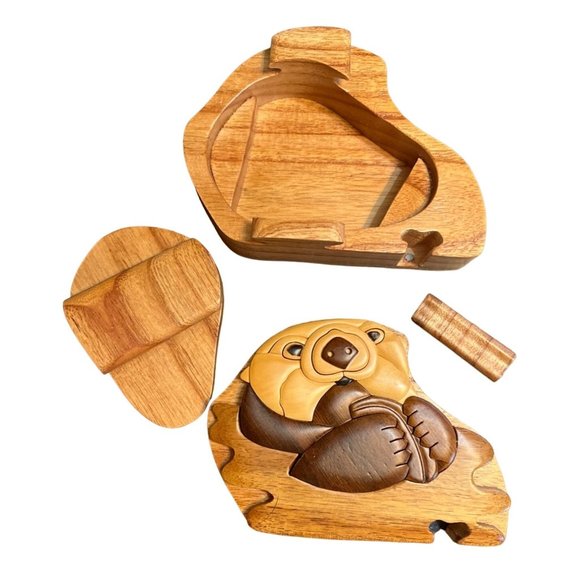 Otter Intarsia Wood Puzzle Box Trinket Handcrafted - Picture 2 of 6